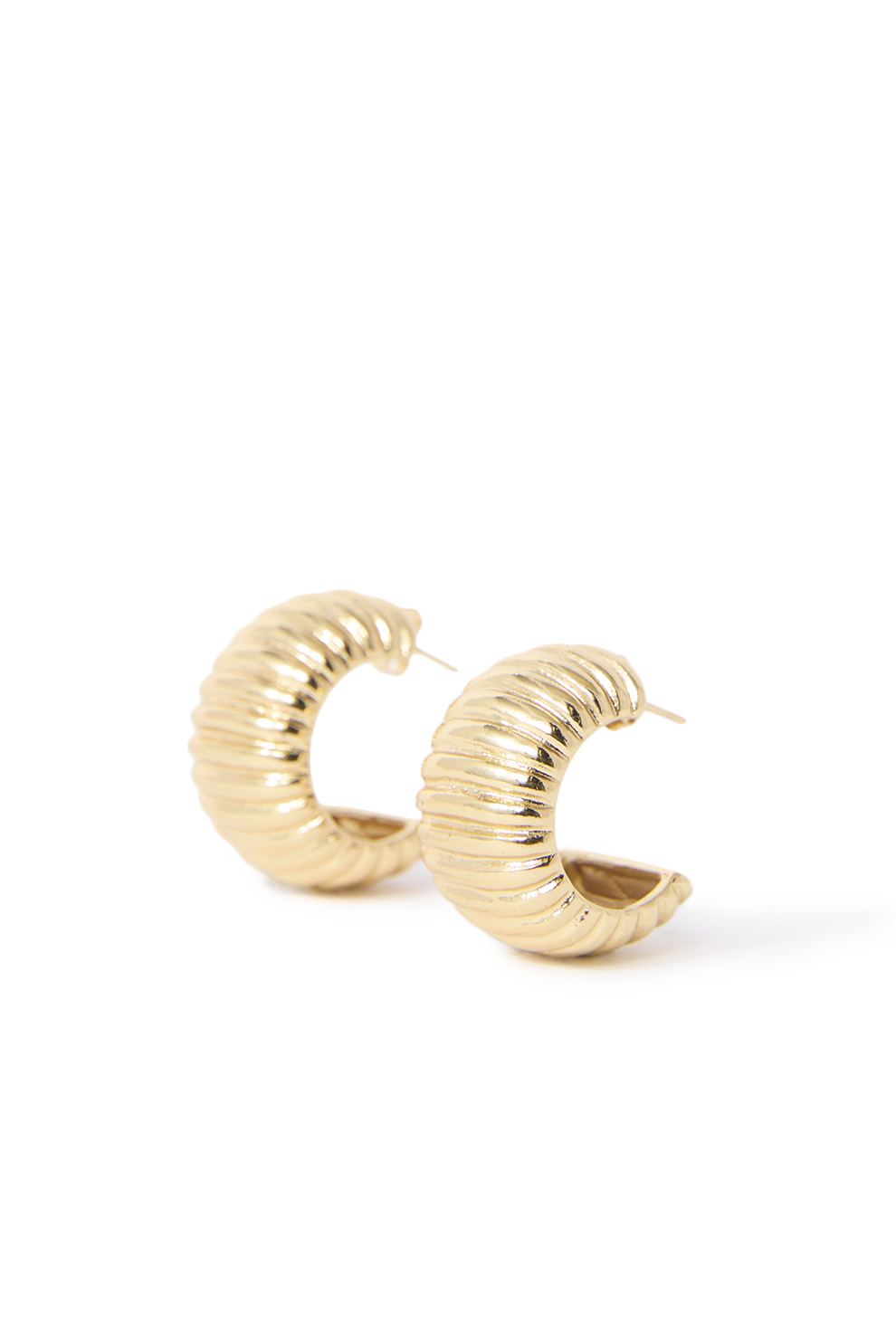 Gold grooved hoop earrings